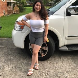 Meet your Posher, Shela